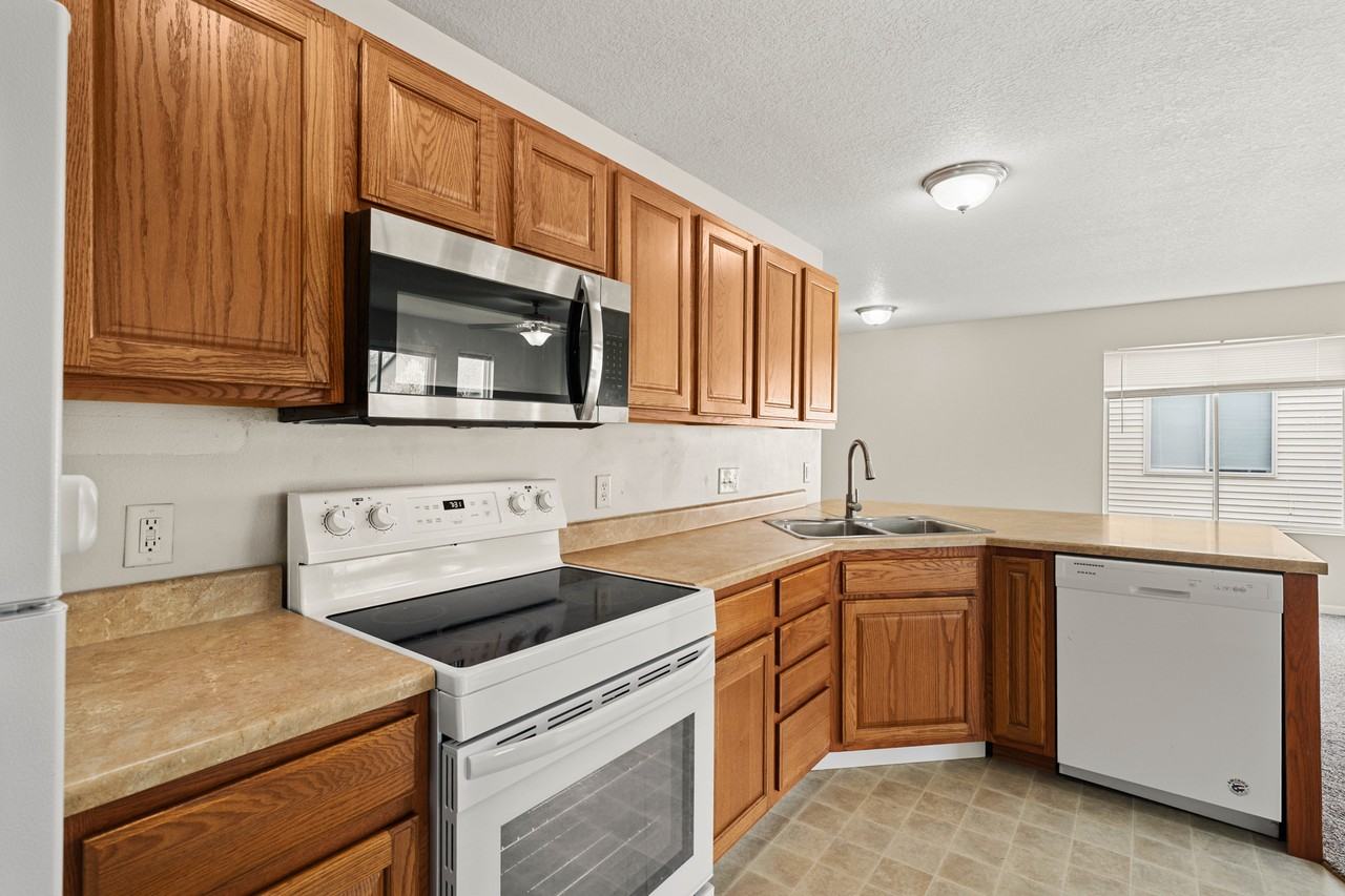 3905 Marigold Dr #1 - Photo 6 of 20