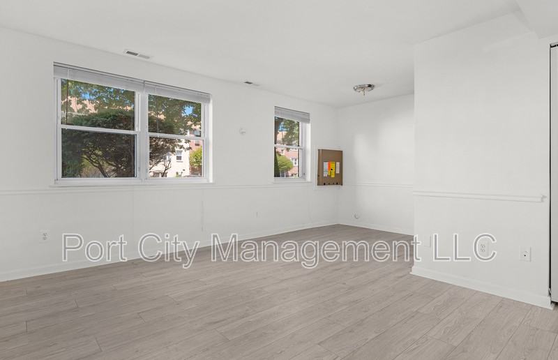 4407 Falls Bridge Dr - Photo 5 of 16