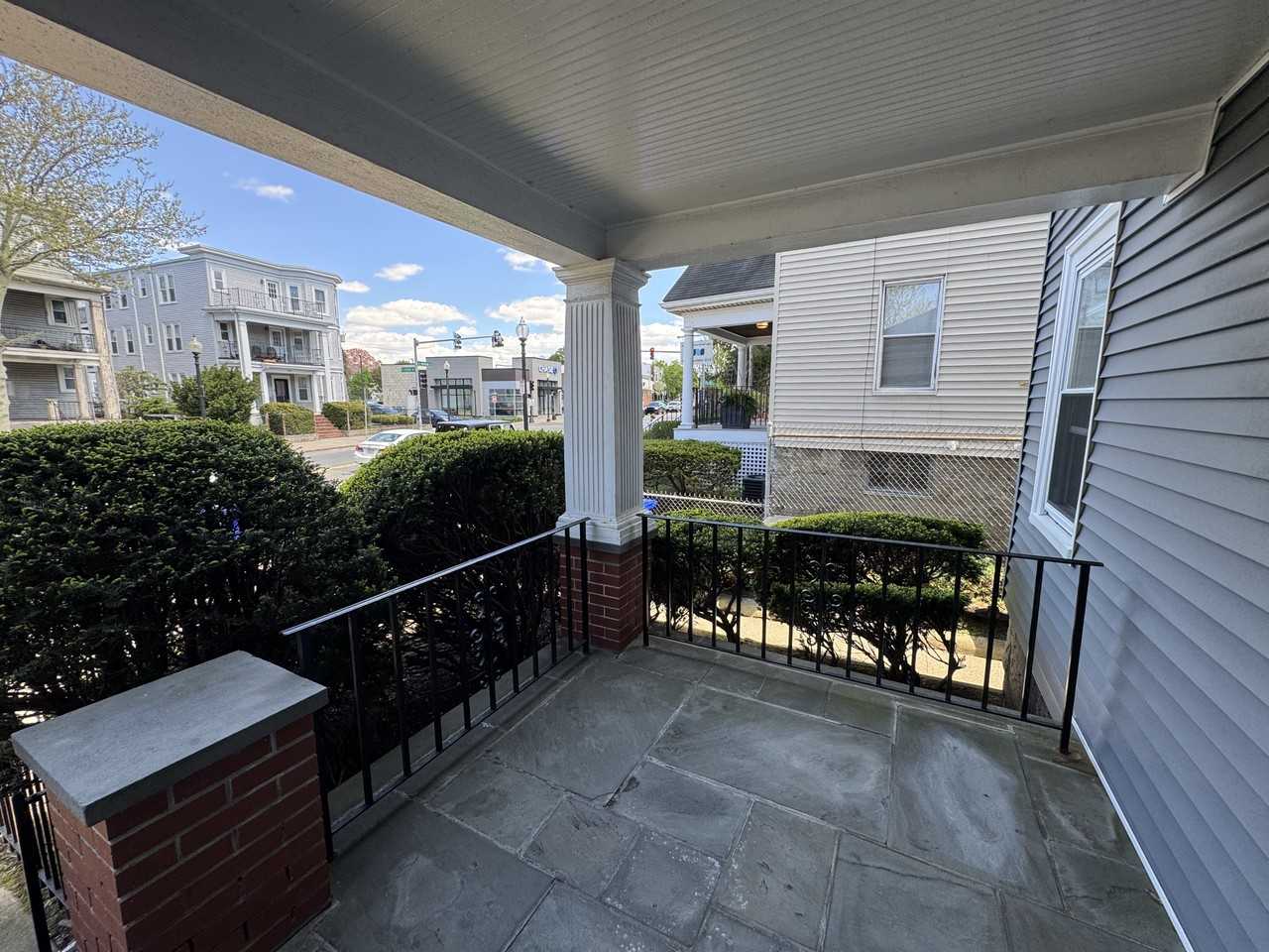 440 Washington St #1 - Photo 7 of 22