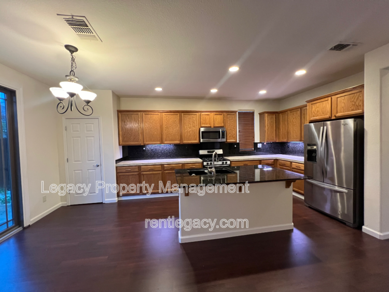 2157 Promise Way - Photo 5 of 21
