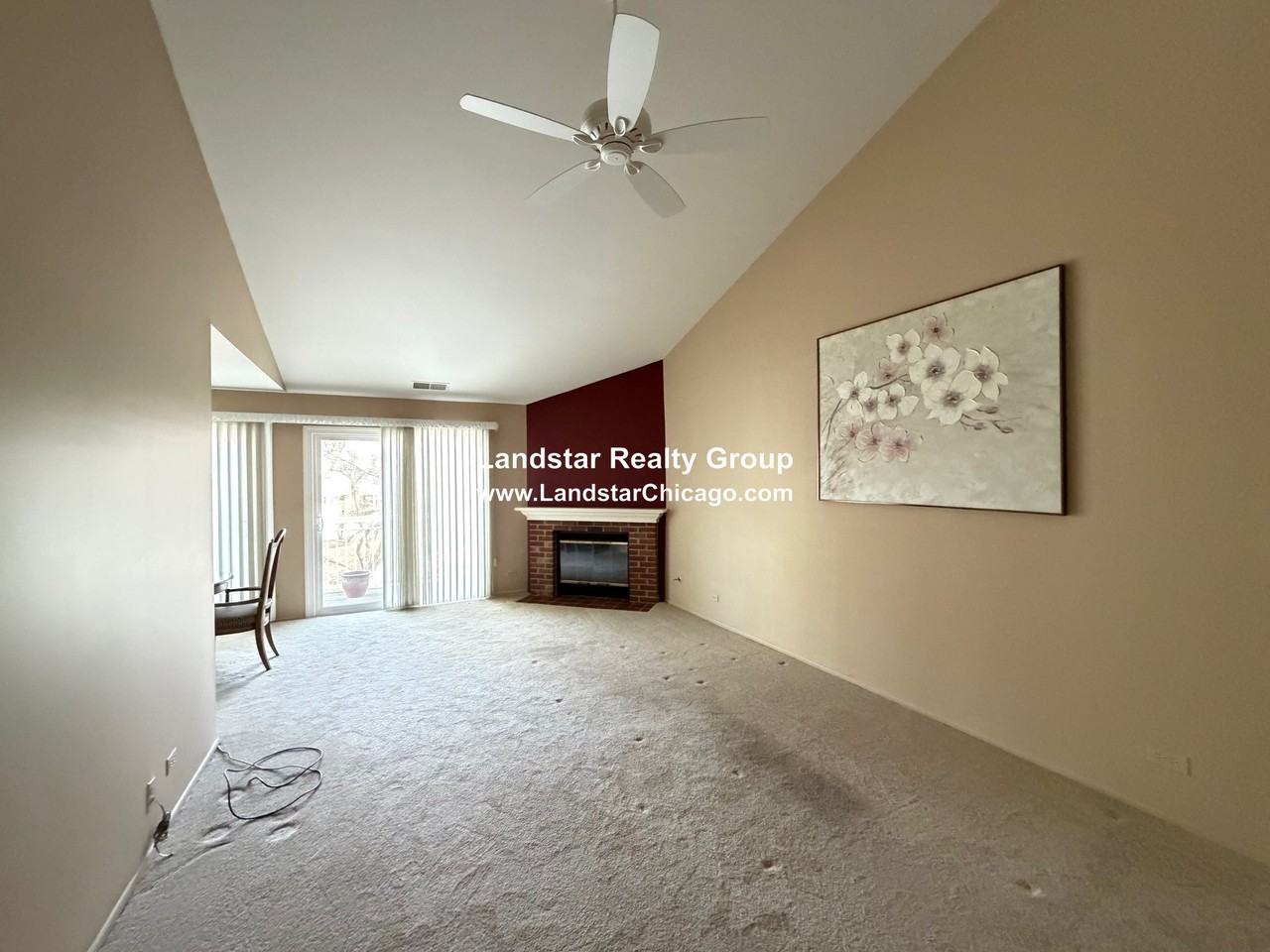 608 Berkley Ct #W2 - Photo 4 of 12