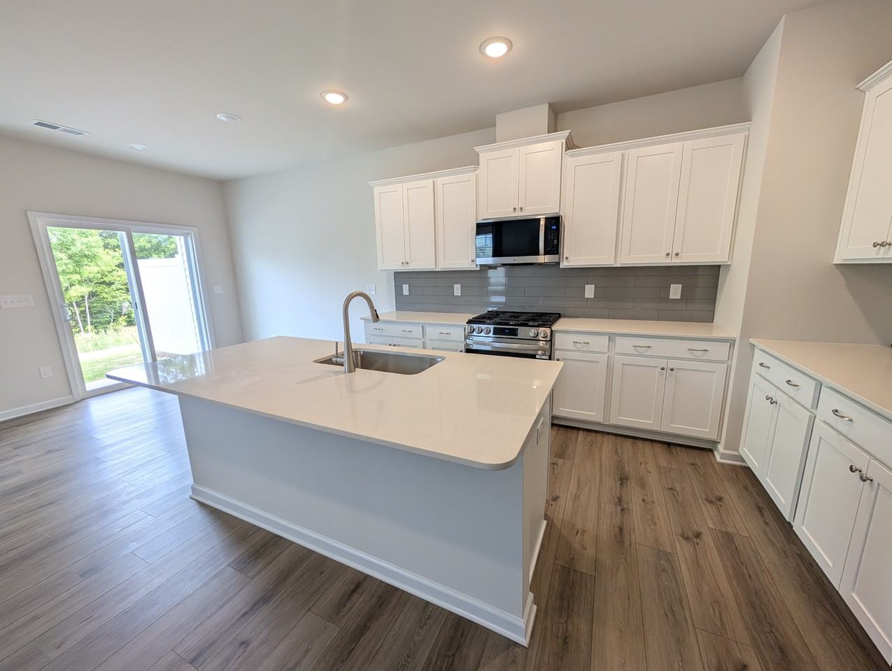 1802 Pheasant Trace Cir #1 - Photo 4 of 31