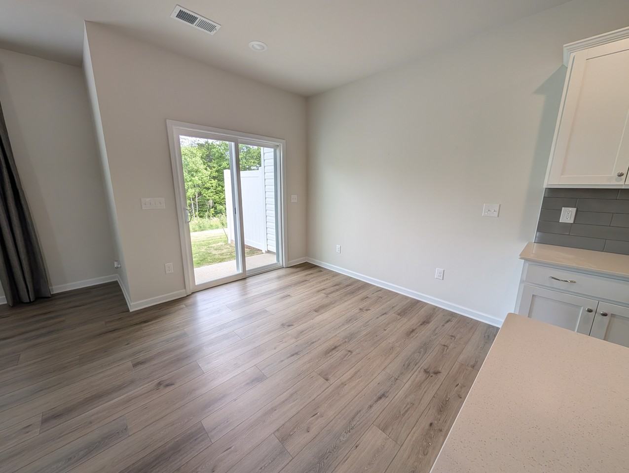 1802 Pheasant Trace Cir #1 - Photo 7 of 31