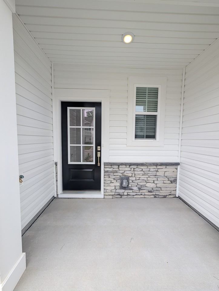 1809 Pheasant Trace Cir #1 - Photo 2 of 28