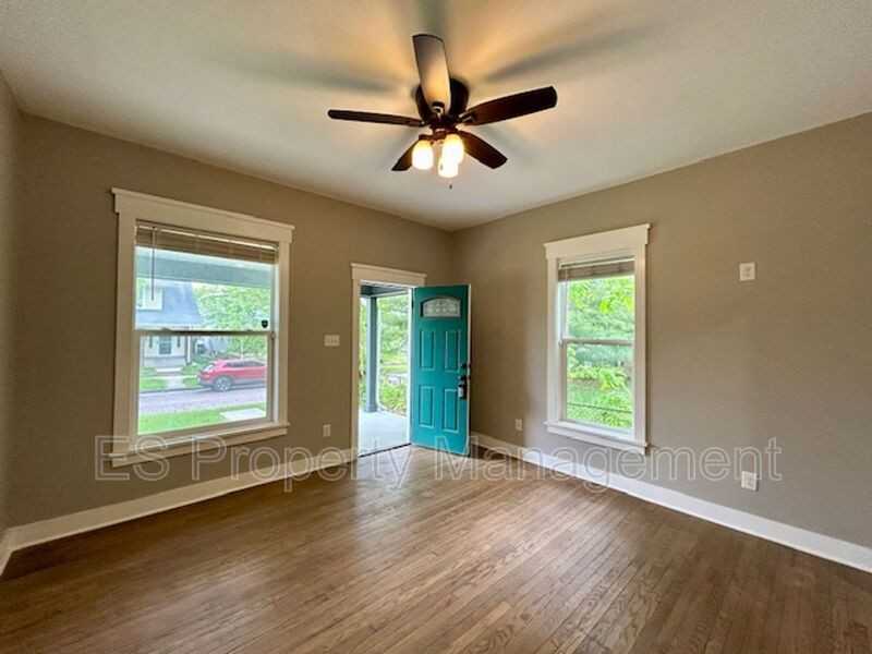 427 N Euclid Ave - Photo 5 of 21