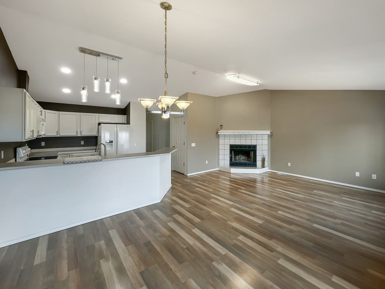 10506 Ridge Park Dr #1 - Photo 3 of 10