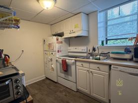 34A Park St #B8 - Photo 1 of 1