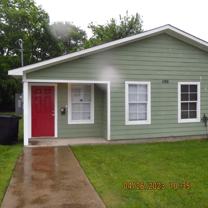 1225 Pecan Street, Unit B - Photo 1 of 1