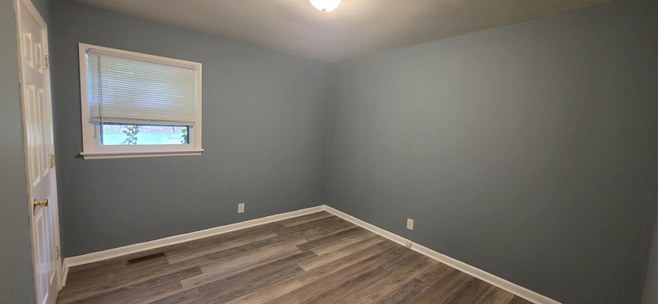 3312 B Niagara Drive - Photo 3 of 14