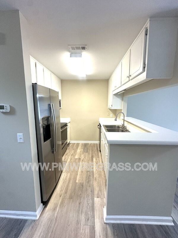 125 Commons Dr - Photo 6 of 13