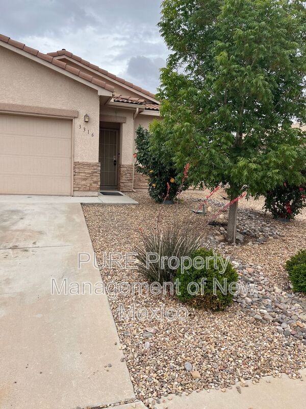 3316 Prairie Rdg - Photo 2 of 25