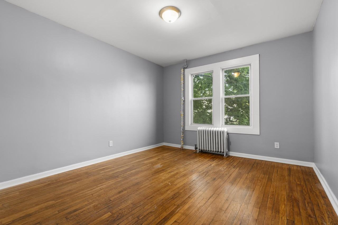 34-38 Beacon Street - Photo 4 of 23