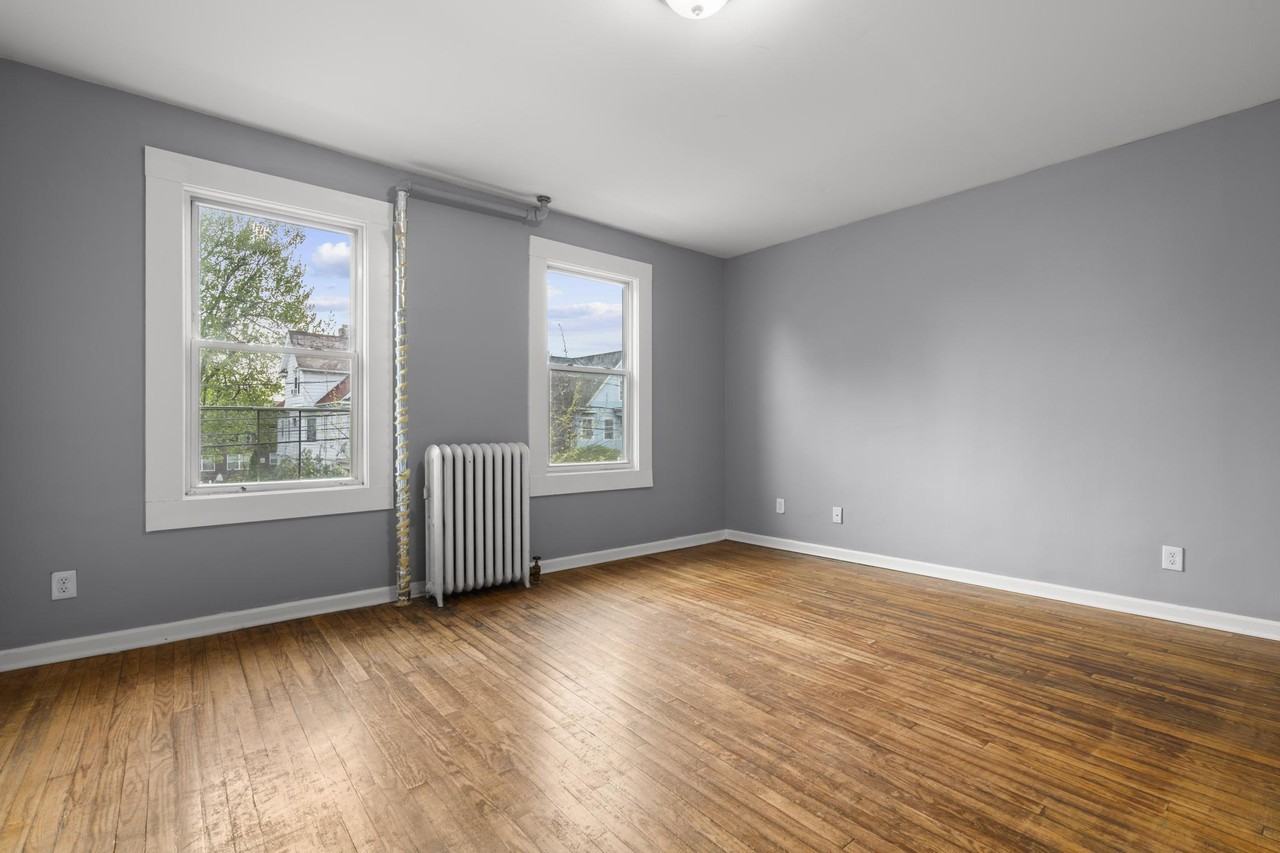 34-38 Beacon Street - Photo 5 of 23