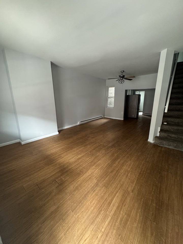 4563 N Colorado St #1 - Photo 5 of 12
