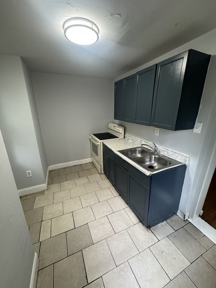 4563 N Colorado St #1 - Photo 6 of 12