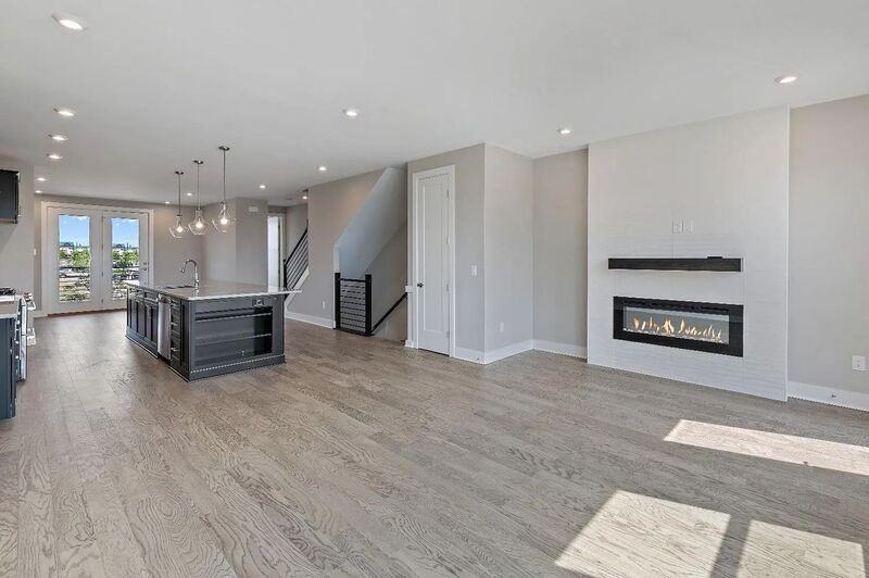 7234 Otley Dr - Photo 4 of 40