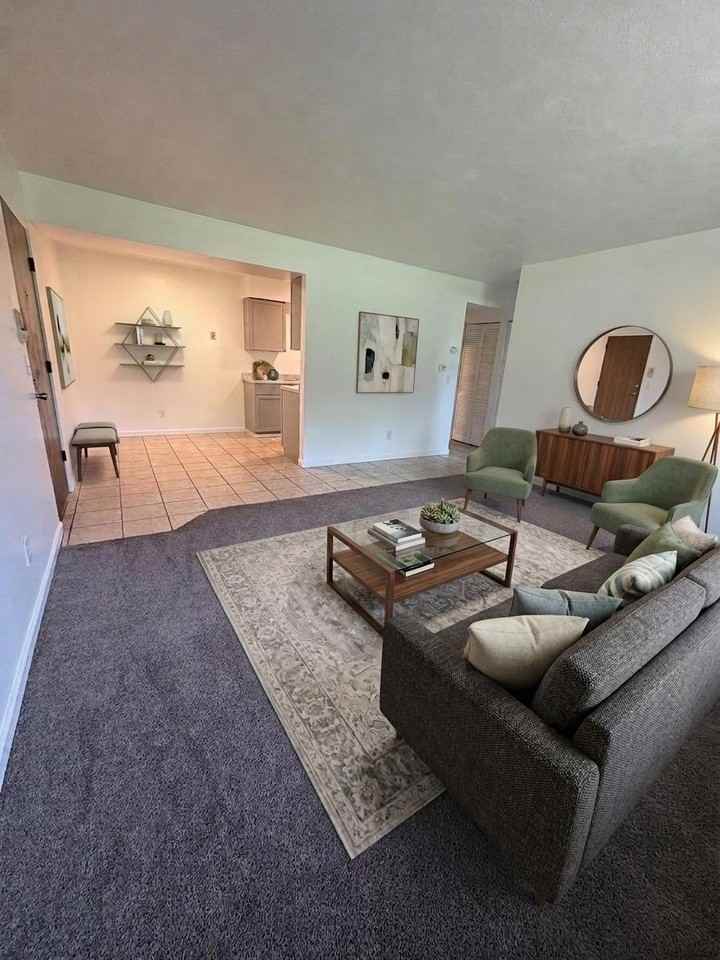 1317 West Michigan Avenue - Photo 3 of 17