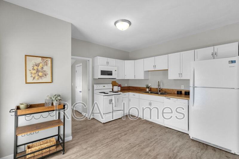 1011 E Raymond St - Photo 6 of 14