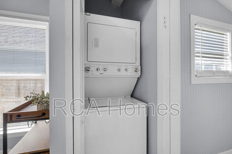 1011 E Raymond St - Photo 7 of 14