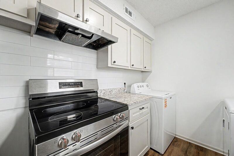 201 Jefferson St Apt B - Photo 5 of 22