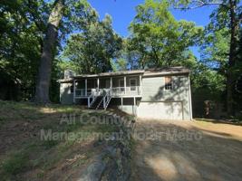 featured image of 410 Riverlake Ct