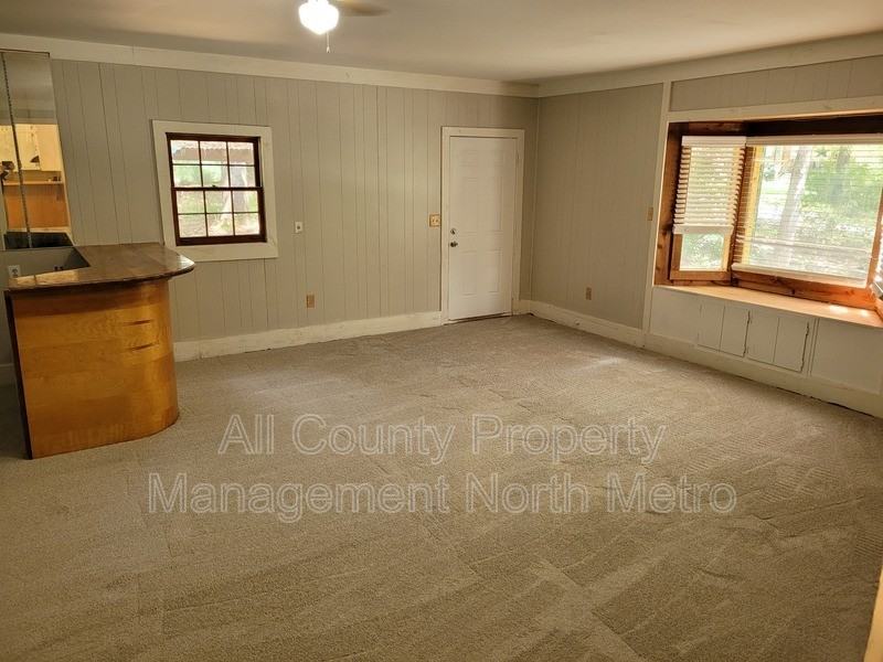 285 Sequoyah Dr - Photo 5 of 10