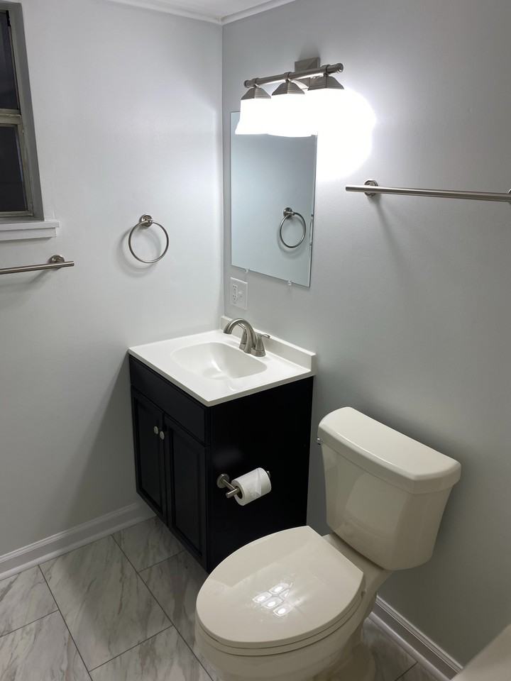 113 Wilson Ave #B - Photo 6 of 10