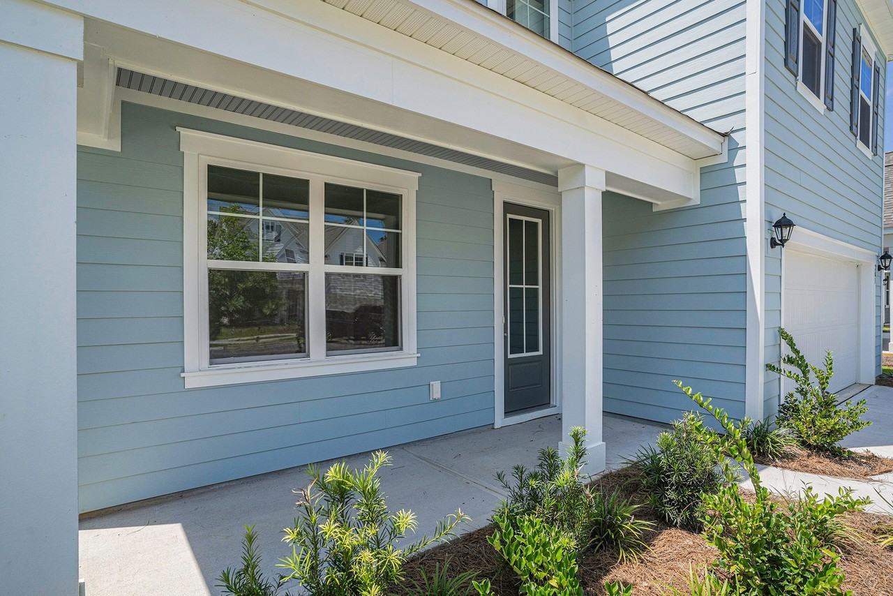 201 Cherry Grove Dr #1 - Photo 3 of 50