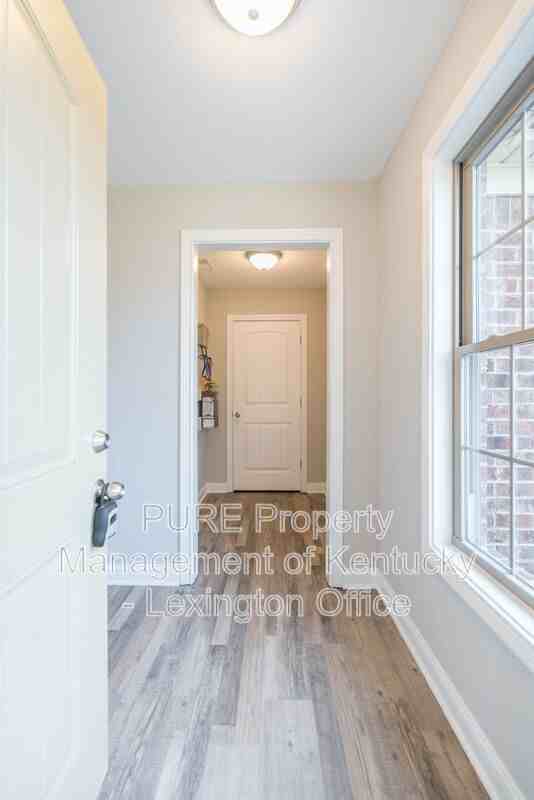 720 Leeward Ct - Photo 2 of 23