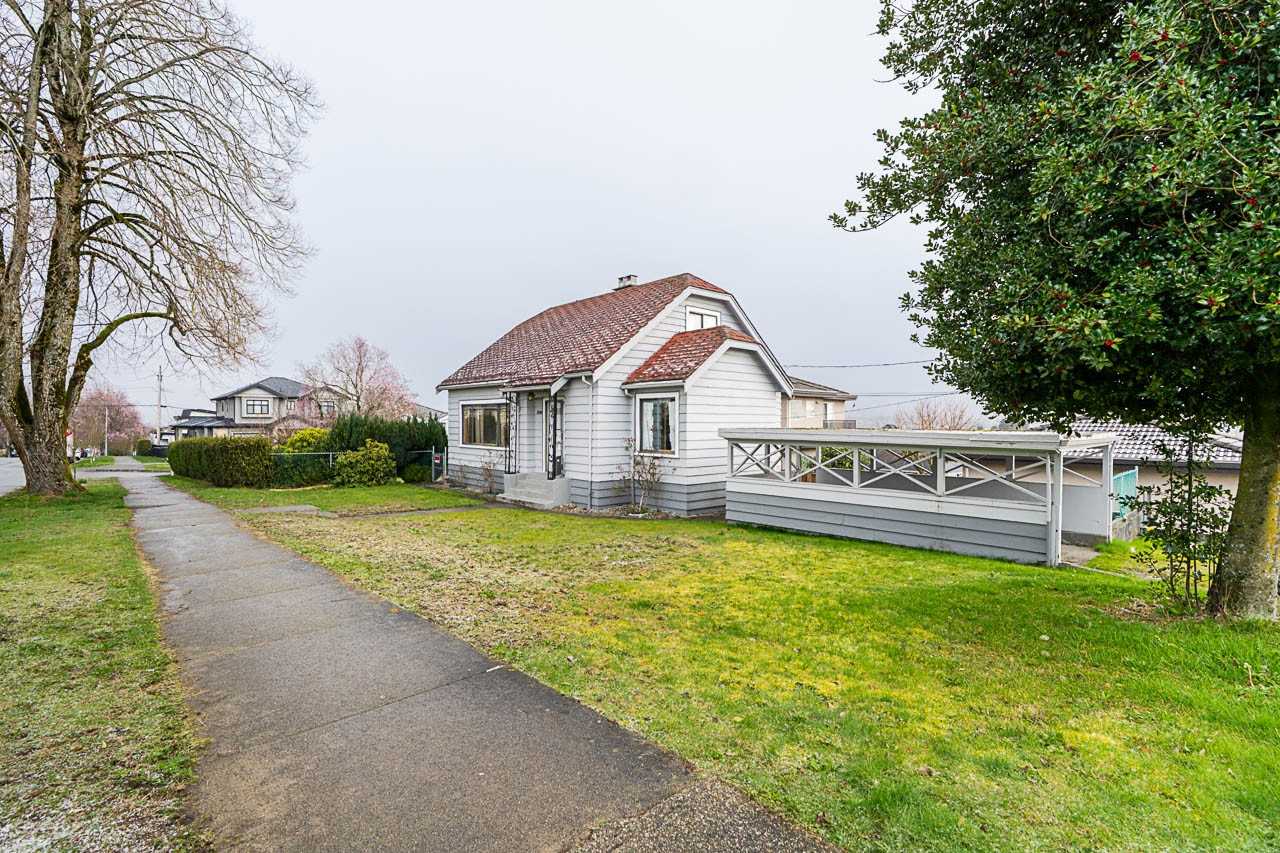 2030 Nootka Street - Photo 2 of 30