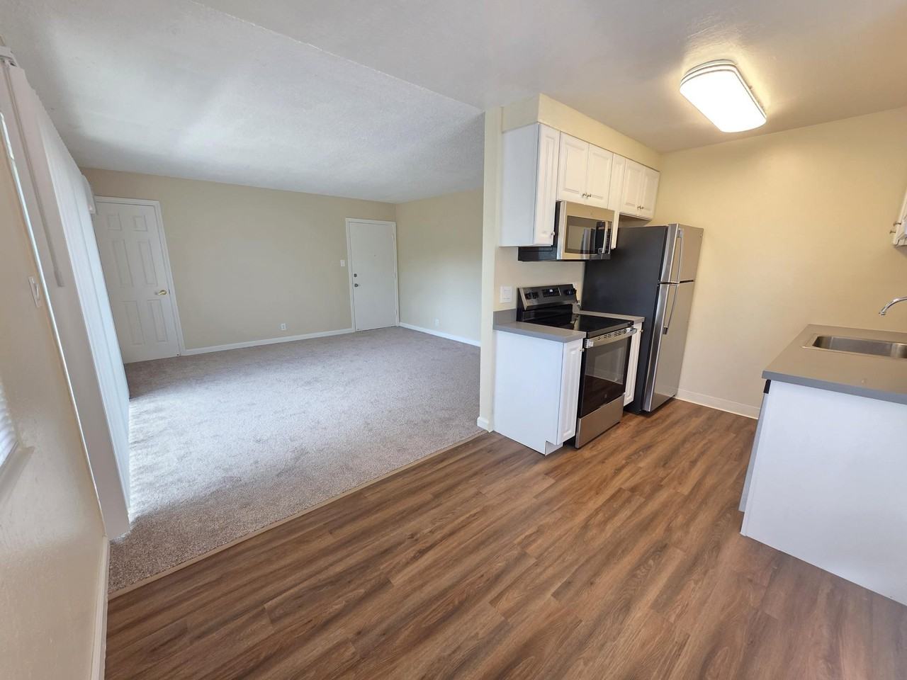 1501 Garcez Dr. #8 - Photo 4 of 10