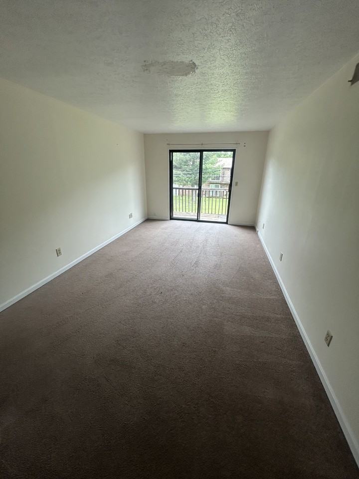 720 E Lincoln Trail - Photo 6 of 15
