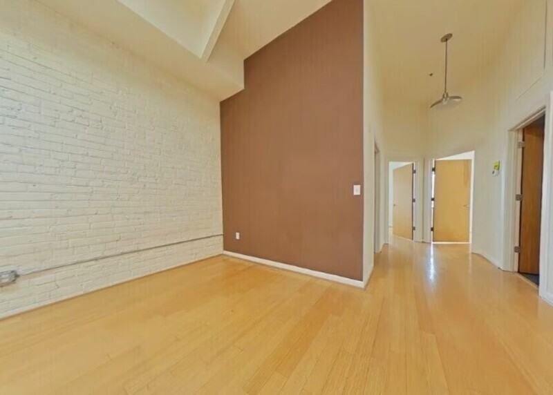 110 S 15th St #208 - Photo 7 of 9