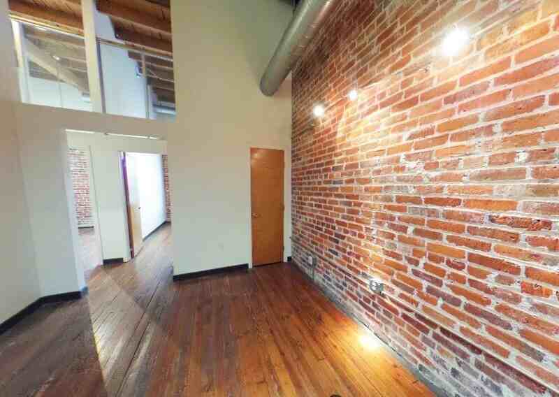 1318 W Broad St #402 - Photo 2 of 9