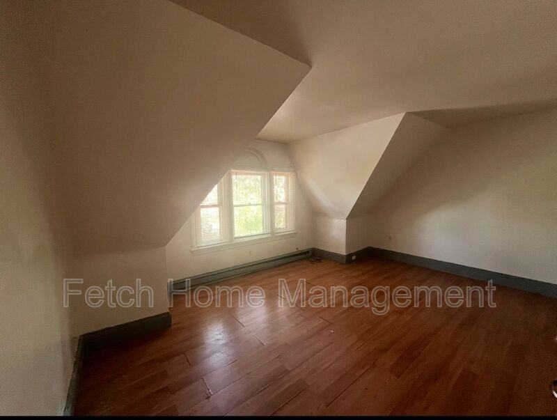 618 E King St #3 - Photo 2 of 8