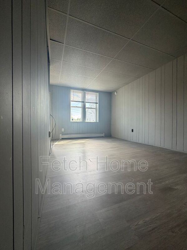 422 Hillside Ave - Photo 2 of 16