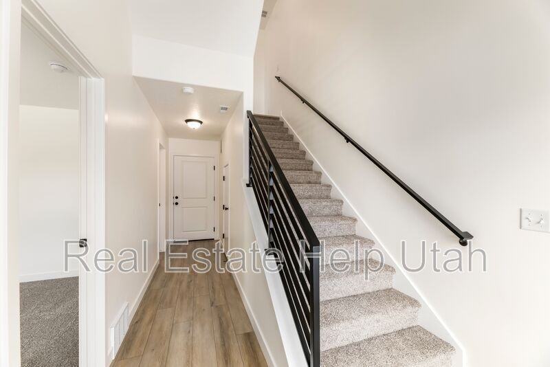 488 Sw - Photo 5 of 21