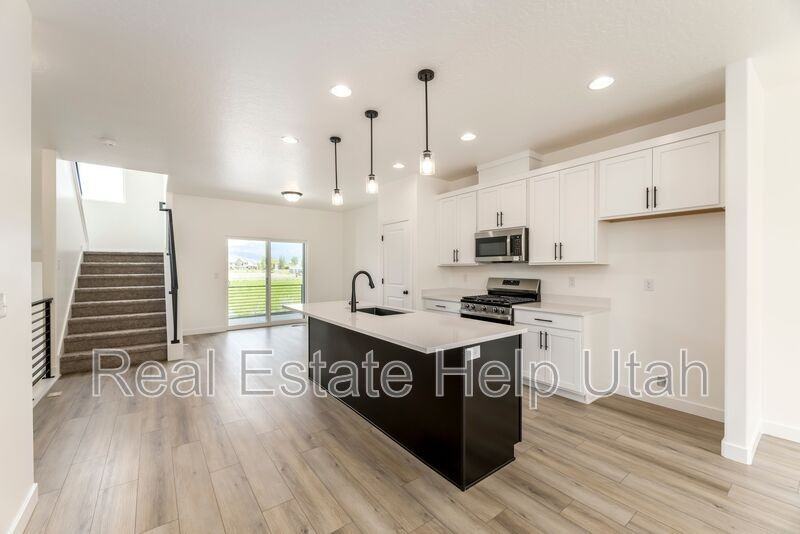488 Sw - Photo 6 of 21