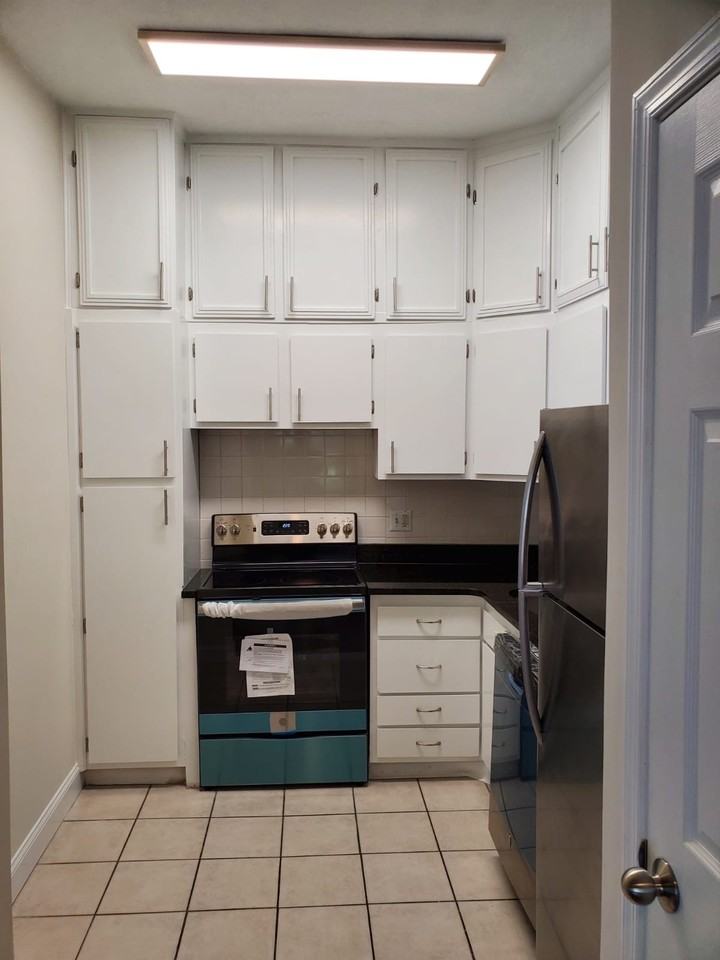 Pembroke East - Photo 6 of 29