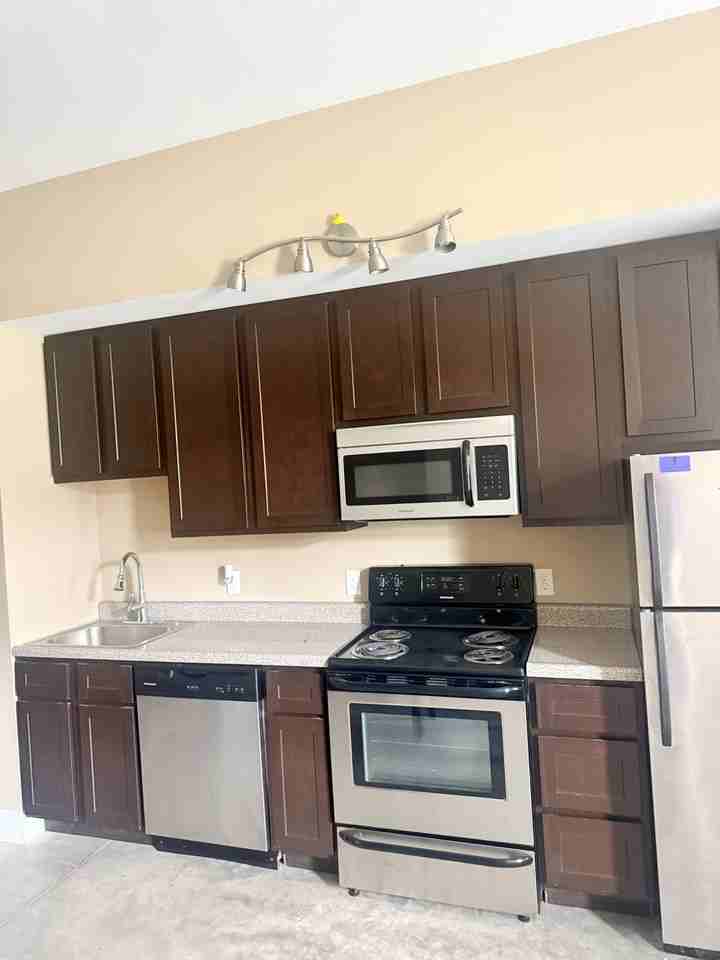 151 North Fountain Street - Photo 2 of 50