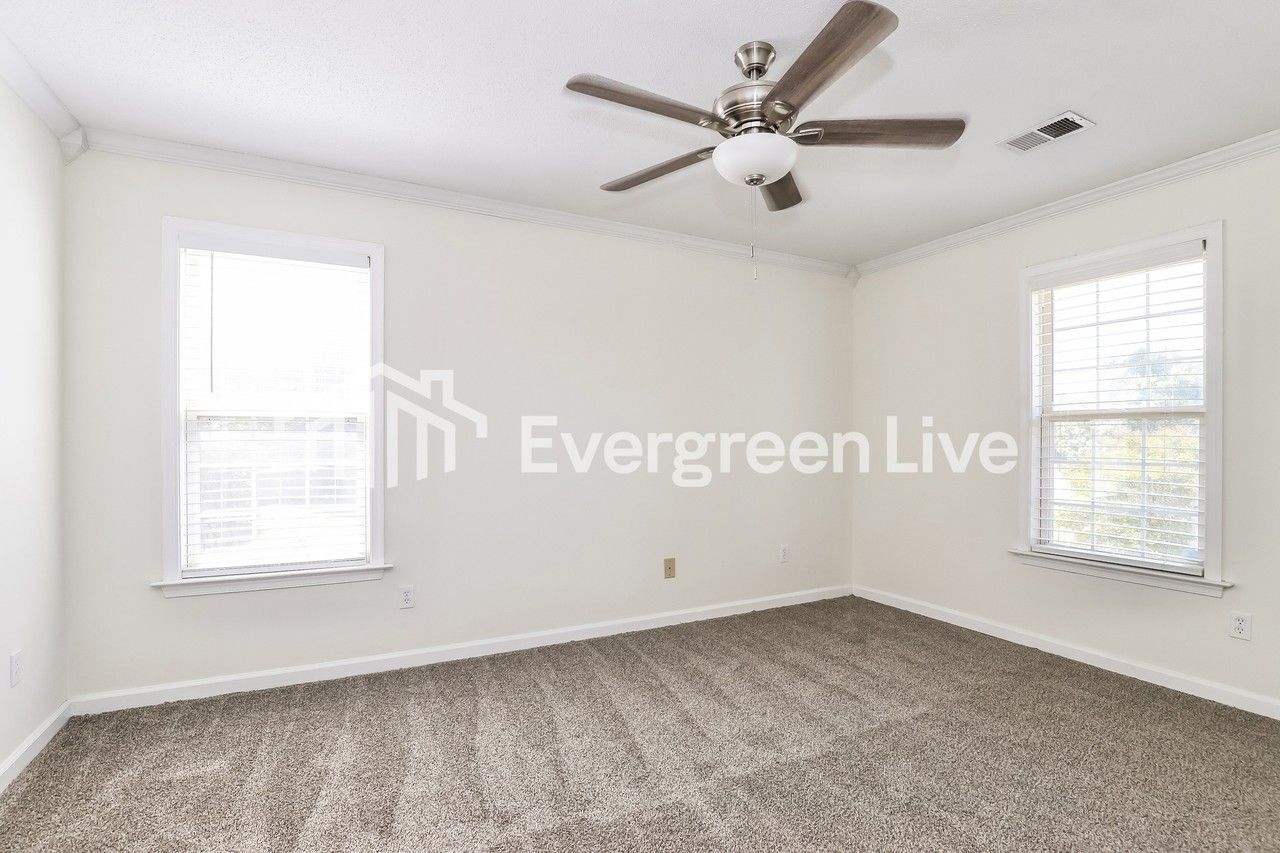 4092 Pleasant Valley Rd - Photo 7 of 15