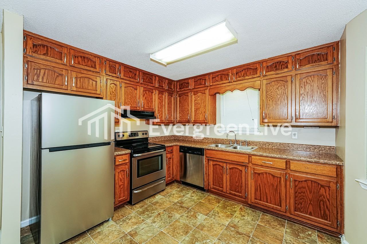 5815 Willow Crest Dr - Photo 7 of 15