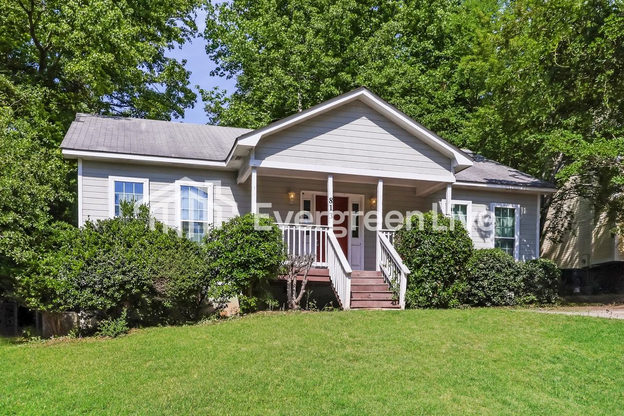 813 Shawnee Dr - Photo 2 of 15