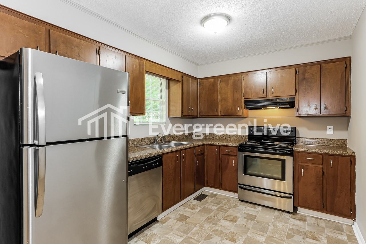 813 Shawnee Dr - Photo 6 of 15