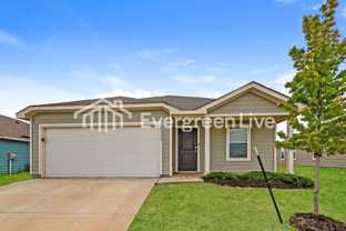 10924 Sw 23rd Pl - Photo 1 of 1