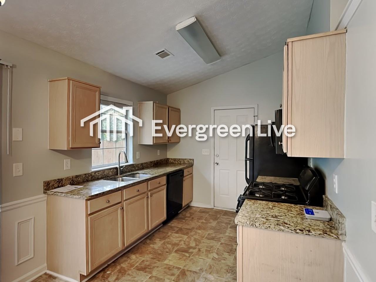 2127 Briar Glen Ln Sw - Photo 4 of 14