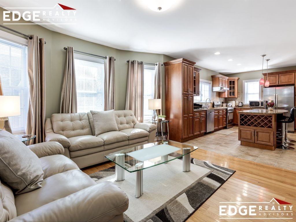 24 Fairmount Ave #2