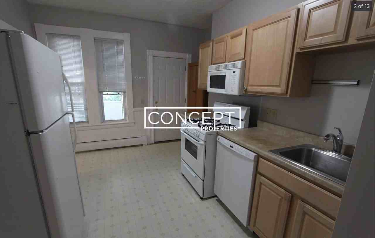 423 Franklin St #3L - Photo 4 of 7