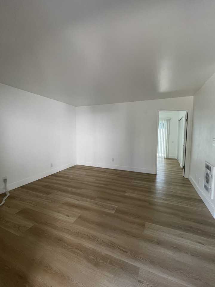 1221 Beechwood Street #96 - Photo 5 of 24