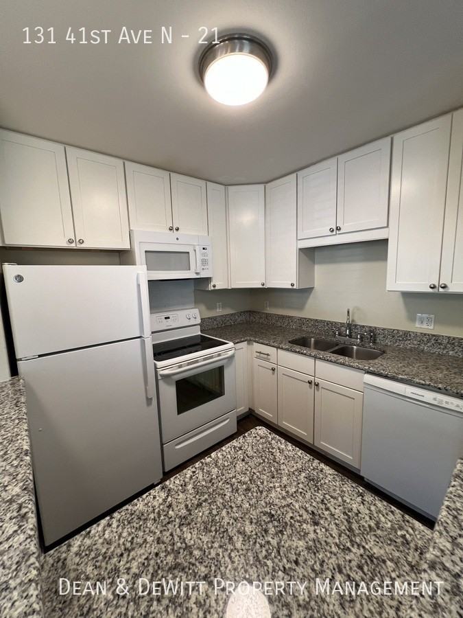 131 41st Ave N - The Pearl on First - Photo 2 of 35